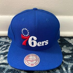 Philadelphia 76ers Mitchell & Ness Snapback